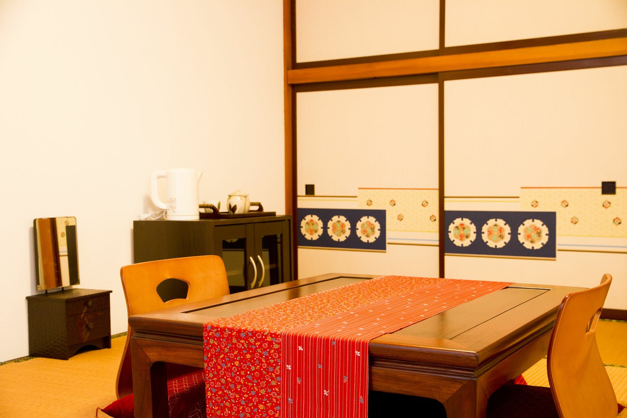 פוג'יקאוואגוצ'יקו Guesthouse Fujinokura Kawaguchiko Ekimaeten מראה חיצוני תמונה